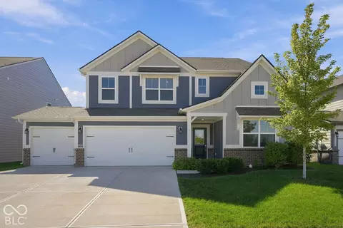 4787 Oak Hill Dr, Lebanon, IN 46052