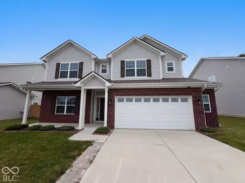 1045 Bent Branch Ln, Greenwood, IN 46143