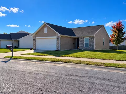 2164 Rossington Ln, Indianapolis, IN 46229