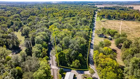 1579 S County Rd 1100 Rd W, Linton, IN 47441