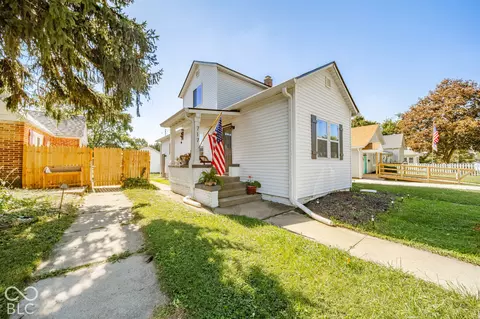 717 S A St, Elwood, IN 46036