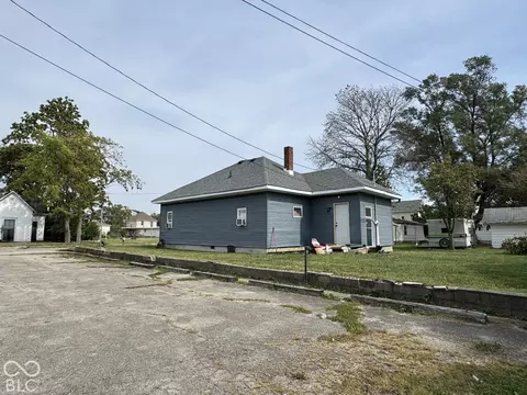 903 E 5th, Muncie, IN 47302 photo 3