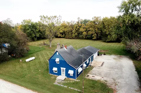 9440 Rosston Ave, Zionsville, IN 46077