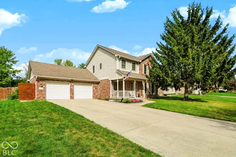 1598 Thornburg Ln, Franklin, IN 46131