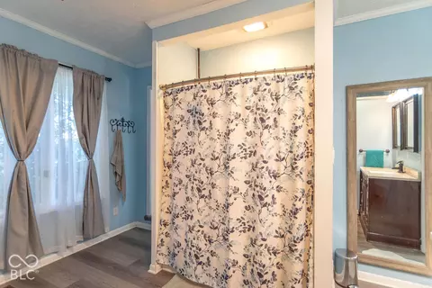 Bath - 828 Brookside Ln, Plainfield, IN 46168 photo 1 of 4