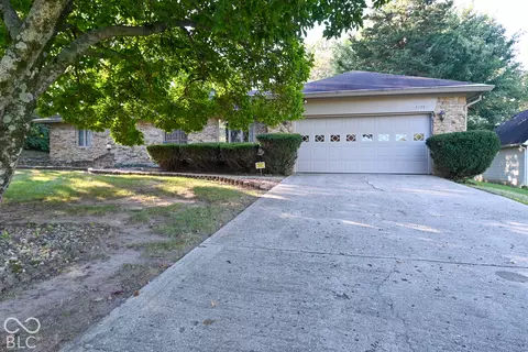 3755 W County Line Rd, Greenwood, IN 46142