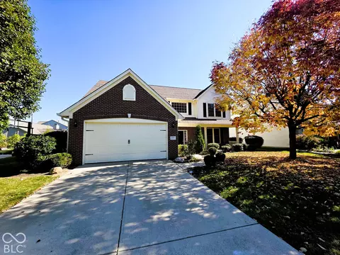 1337 Butternut Ln, Greenwood, IN 46143