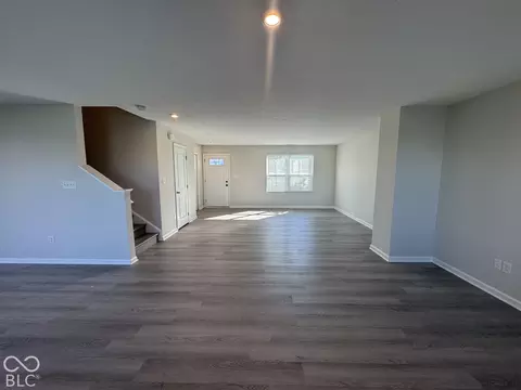 Living - 8506 Fownes Ln, Pendleton, IN 46064 photo 4 of 5