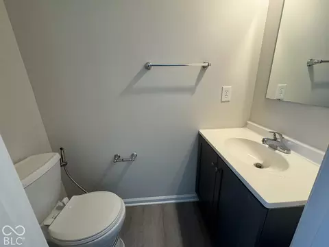 Bath - 8506 Fownes Ln, Pendleton, IN 46064 photo 1 of 5