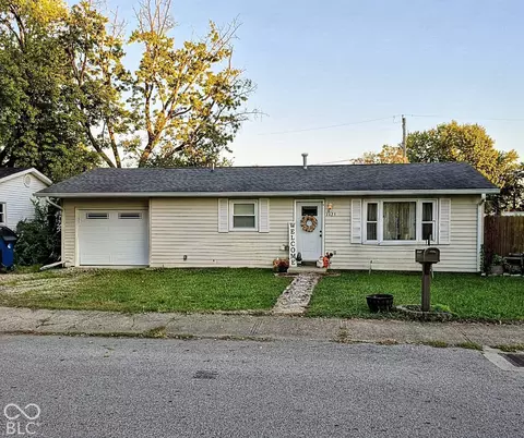 1425 Cross St, Martinsville, IN 46151