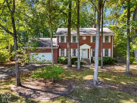4238 S Carrie Dr, New Palestine, IN 46163