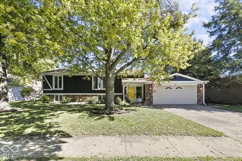 3435 Summerfield Dr, Indianapolis, IN 46214