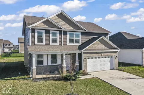 6874 Nottingham Ln, Mccordsville, IN 46055