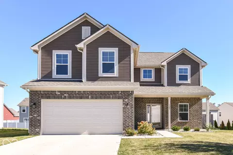1643 N Sailboat Dr, Greenfield, IN 46140