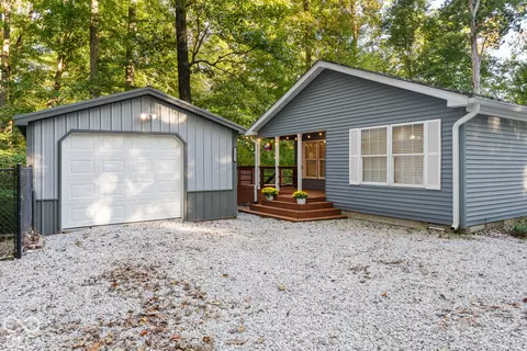 9444 N Gray Ave, Unionville, IN 47468