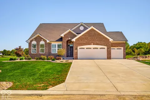 6587 E Cross Timbers Trl, Martinsville, IN 46151