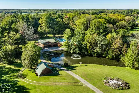 9502 E 100 S, Zionsville, IN 46077