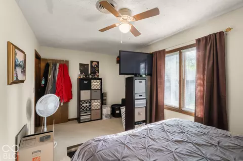 Bedroom - 115 Hel Mar Dr, Mitchell, IN 47446 photo 2 of 4