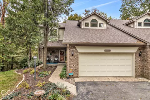 1679 Walnut Trce #A, Greenfield, IN 46140