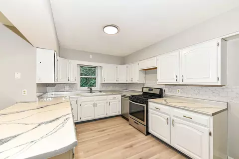 Kitchen - 6401 Orinoco Ave, Indianapolis, IN 46227 photo 1 of 1