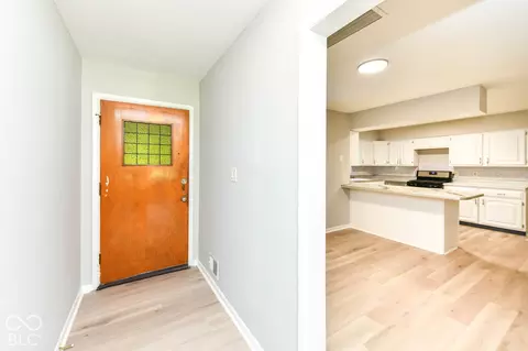 Entry Way - 6401 Orinoco Ave, Indianapolis, IN 46227 photo 1 of 3