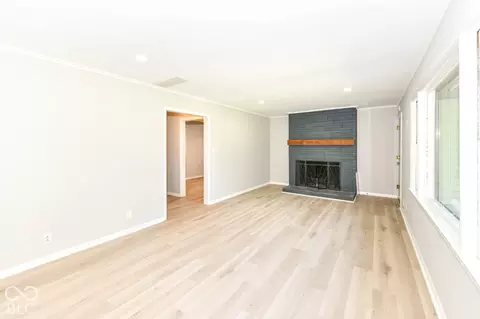Living - 6401 Orinoco Ave, Indianapolis, IN 46227 photo 2 of 5