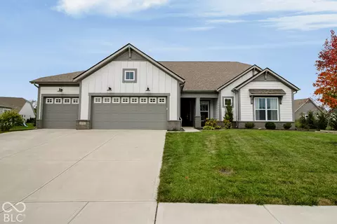 19399 Scofield Ridge Blvd, Westfield, IN 46062