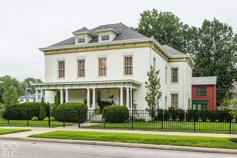 602 S 7th St S, Terre Haute, IN 47807