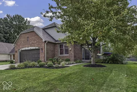 6743 Bluffgrove Dr, Indianapolis, IN 46278