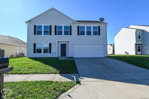10709 Gathering Dr, Indianapolis, IN 46259