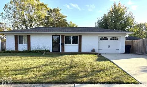 1221 Elk Ln, Elwood, IN 46036