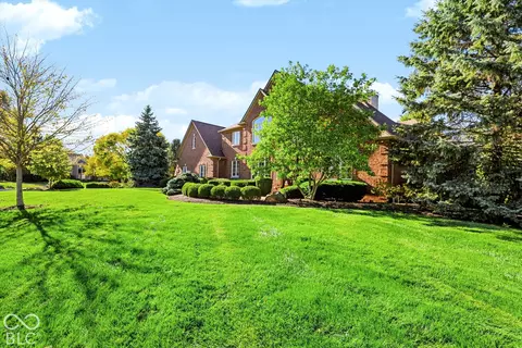 Exterior - 2830 Towne Dr, Carmel, IN 46032 photo 3 of 21