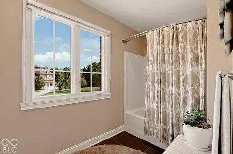 Bath - 2830 Towne Dr, Carmel, IN 46032 photo 9 of 11