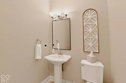 Bath - 2830 Towne Dr, Carmel, IN 46032 photo 1 of 11