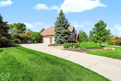 Exterior - 2830 Towne Dr, Carmel, IN 46032 photo 6 of 21