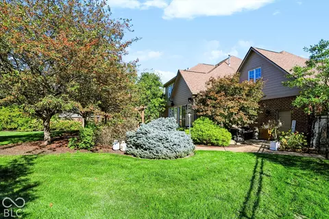 Exterior - 2830 Towne Dr, Carmel, IN 46032 photo 7 of 21