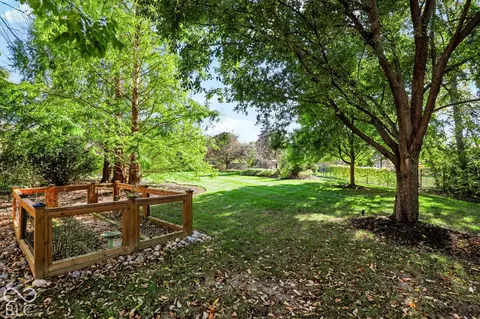 Exterior - 2830 Towne Dr, Carmel, IN 46032 photo 18 of 21