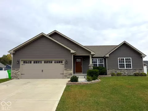 332 Crestwood Ave, Crawfordsville, IN 47933