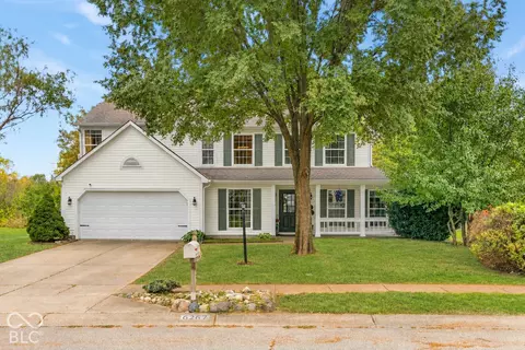 6267 Kentstone Dr, Indianapolis, IN 46268