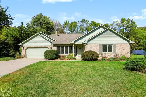 8879 Lesley Ln, Brownsburg, IN 46112