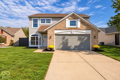 4321 Strawflower Dr, Indianapolis, IN 46203
