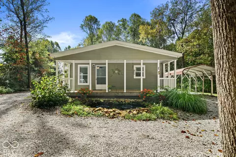 1895 Spice Valley Rd, Mitchell, IN 47446