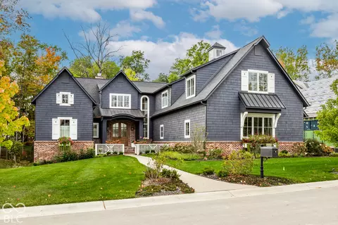 10465 Holliday Farms Blvd, Zionsville, IN 46077