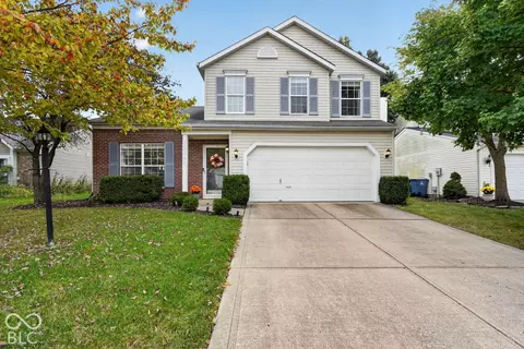 12161 Driftstone Dr, Fishers, IN 46037