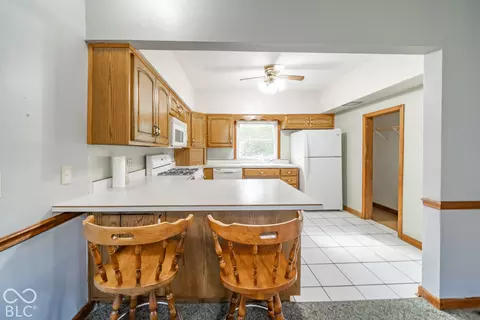 Kitchen - 230 Franklin St, Pendleton, IN 46064 photo 2 of 4