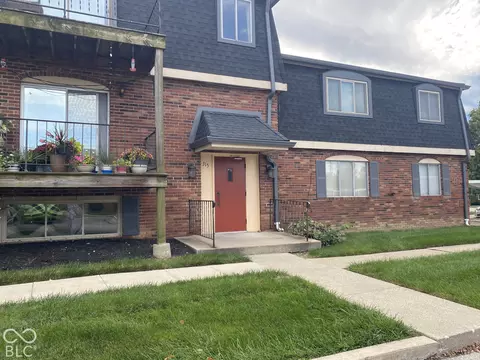 315 Elmead Ct #1017, Greenwood, IN 46142
