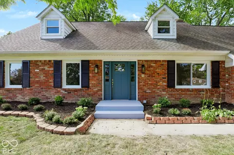 Exterior - 11432 Rolling Ct, Carmel, IN 46033 photo 3 of 14