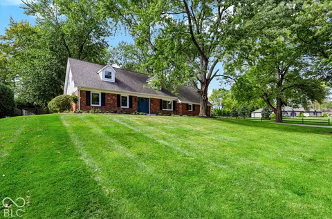 Exterior - 11432 Rolling Ct, Carmel, IN 46033 photo 6 of 14