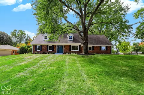 Exterior - 11432 Rolling Ct, Carmel, IN 46033 photo 4 of 14