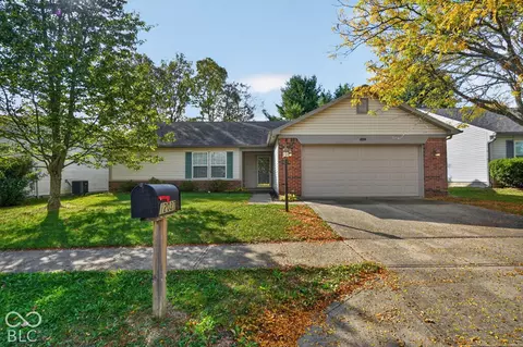 12037 Bearsdale Dr, Indianapolis, IN 46235